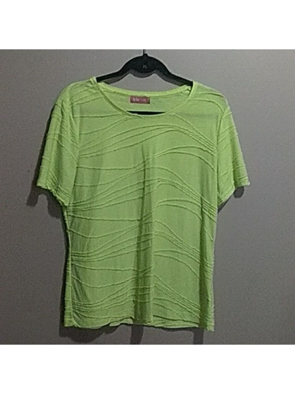 Iyla top size large